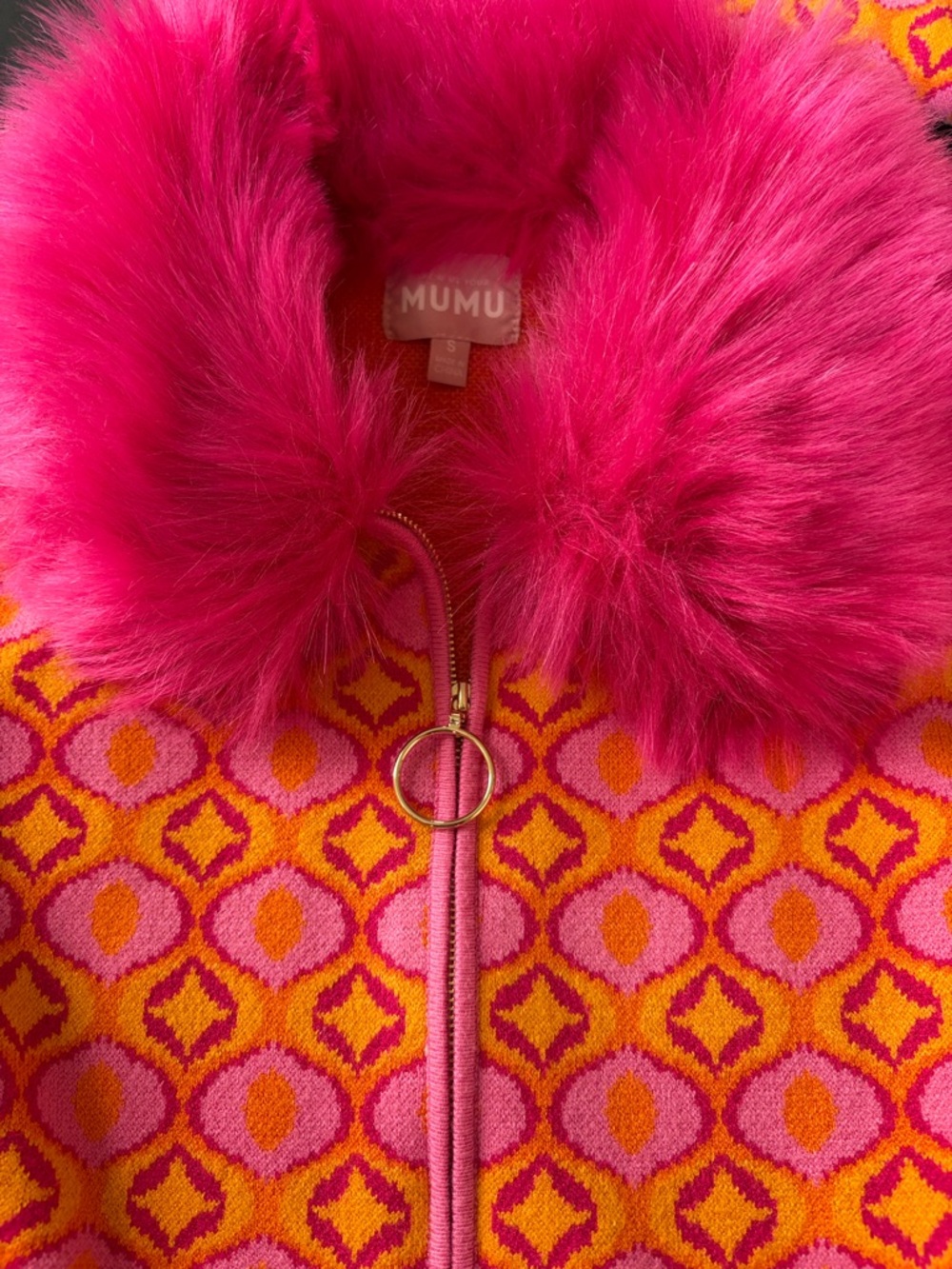 Show Me Your Mumu Zermatt Pink Geo Jacquard Faux Fur 2pc Set Small - Picture 15 of 15